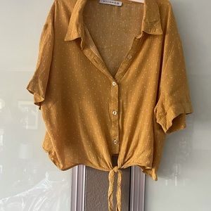 Mustard button up tie crop top size medium